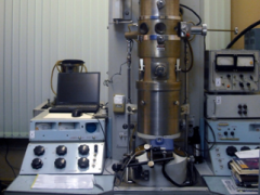 Electron microscope EMV-100 LM