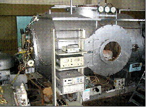 Universal pressure chamber for heat and vacuum tests of heat pipes and optoelectronic equipment in the conditions simulating the space